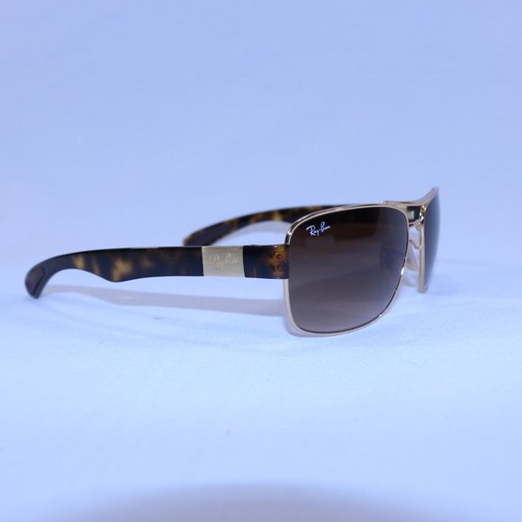 Ray Ban RB3522 Sunglasses with Case - Picture 4 of 11